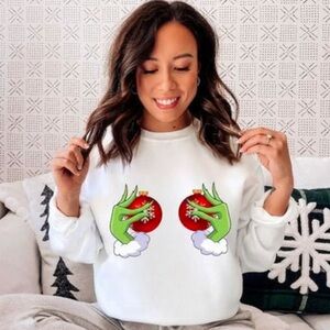 NWOT Grinch Ornament Crewneck sweatshirt, Size Medium
